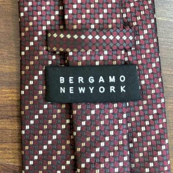 BERGAMO NEW YORK Red/Burgundy Striped Repp Tie - Picture 5 of 11